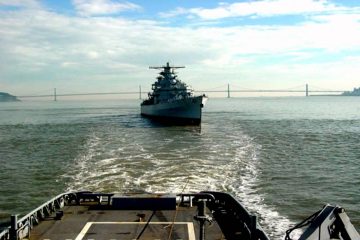 Life Aboard a U.S. Navy Destroyer in 1970 ( Video )