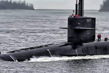 Inside USS Kentucky Nuclear Submarine( Video )