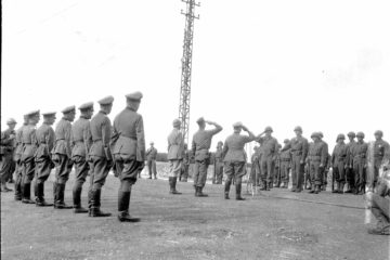 Original WW2 Film: 20,000 Germans Surrender at Beaugency, France