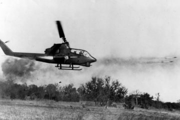 Vietnam War Combat Footage : Cobra Gunship Mission Firing Flechettes