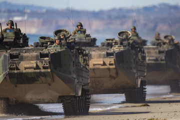 U.S Marines conduct Amphibious Landing Exercise