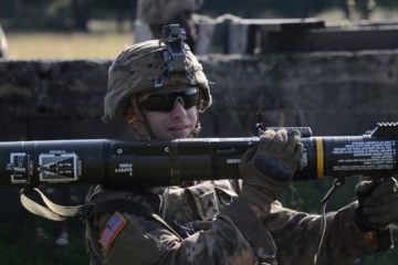 Watch : U.S. Soldiers Fire Light Anti-Armor Weapons